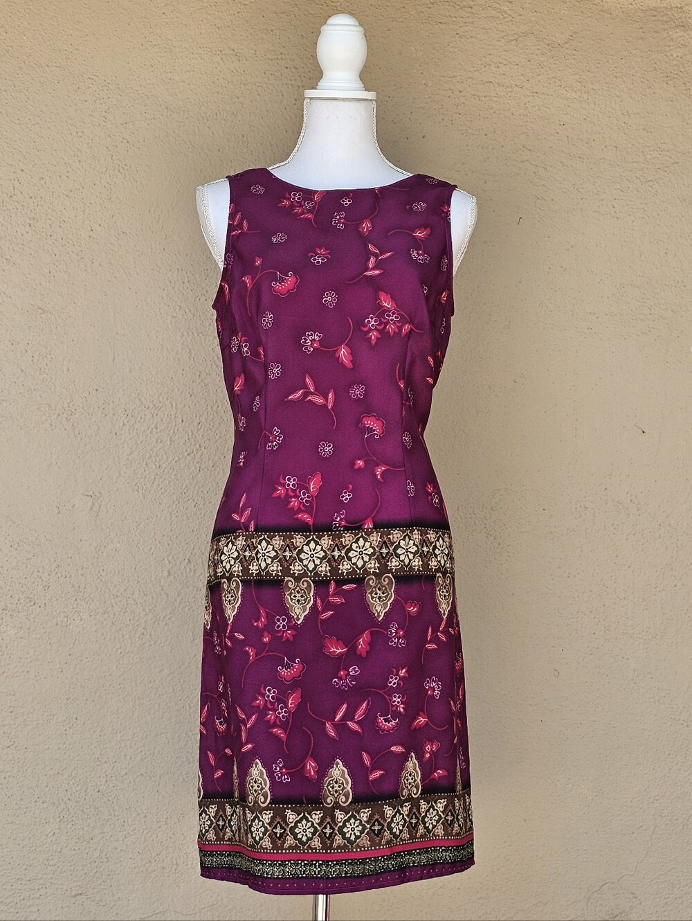 Impressions Semi Sheer Lightweight Burgundy / Magenta Floral Shift Dress Sz S